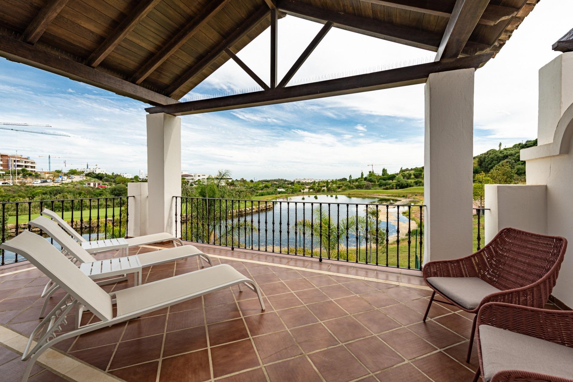 Obra nueva - Villa - Estepona - Azata Golf