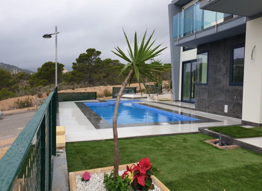 Obra nueva - Villa - Finestrat - Campana Garden