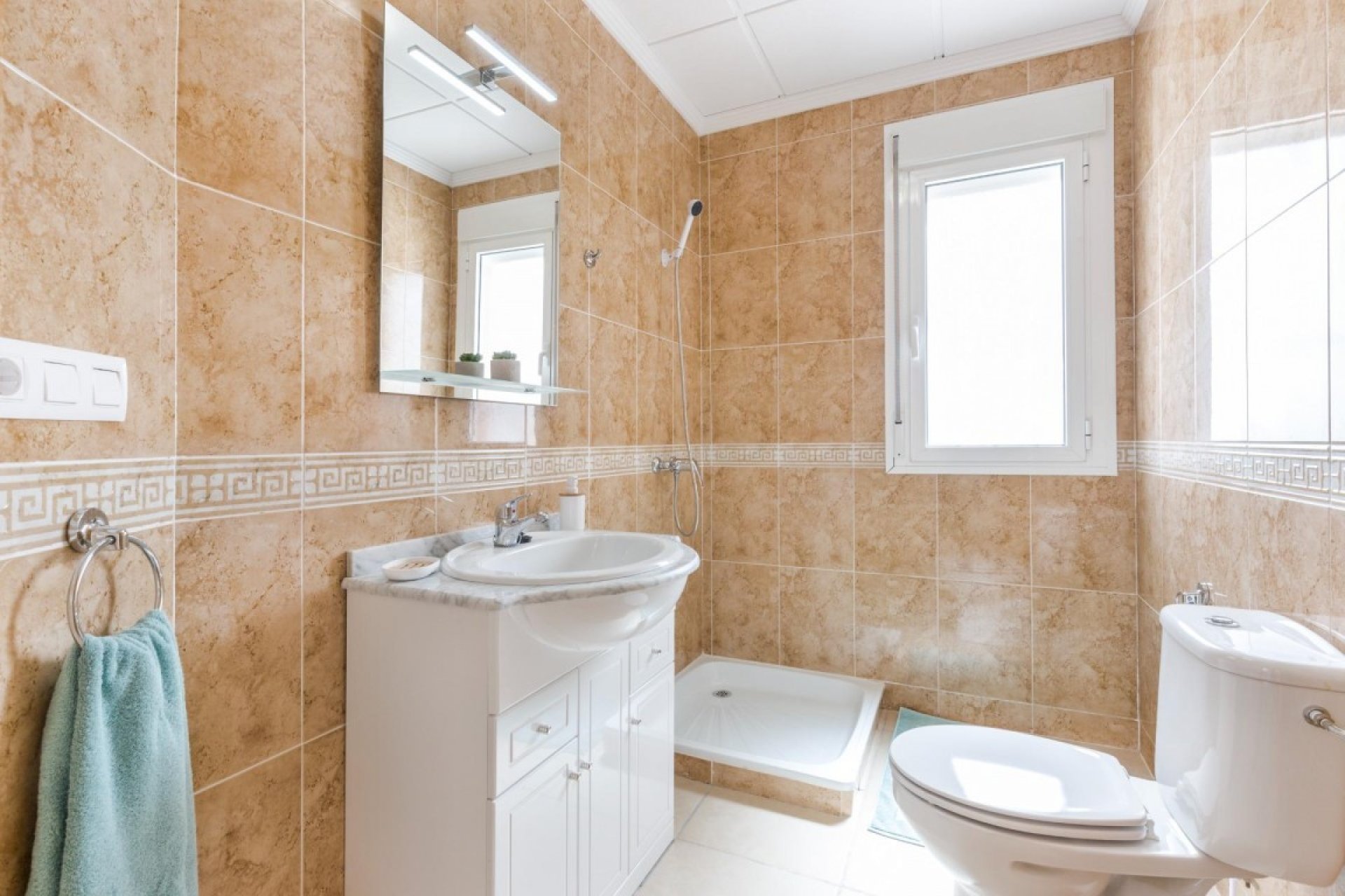 Obra nueva - Villa - Gea y Truyols