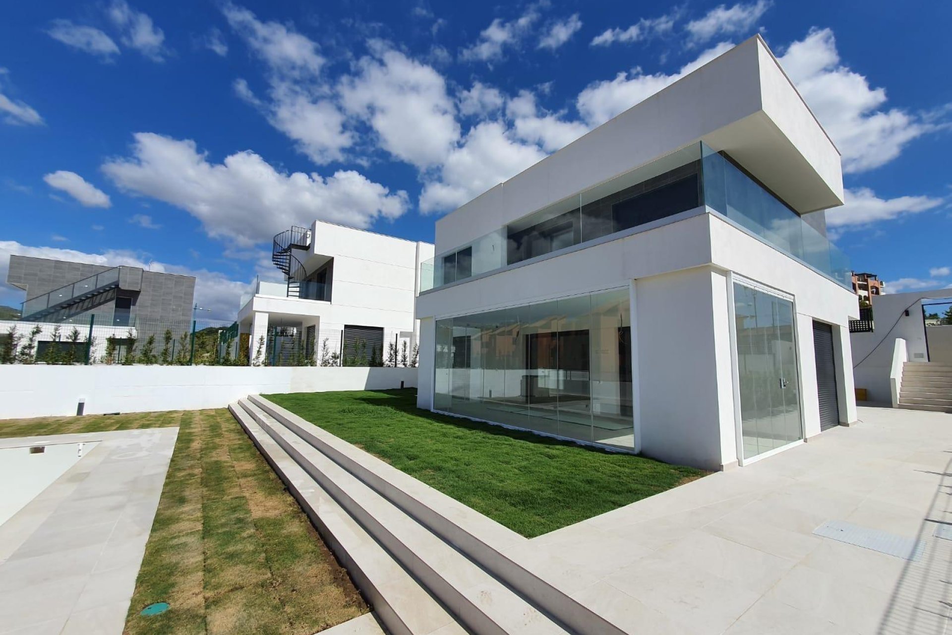 Obra nueva - Villa - Manilva - La Duquesa