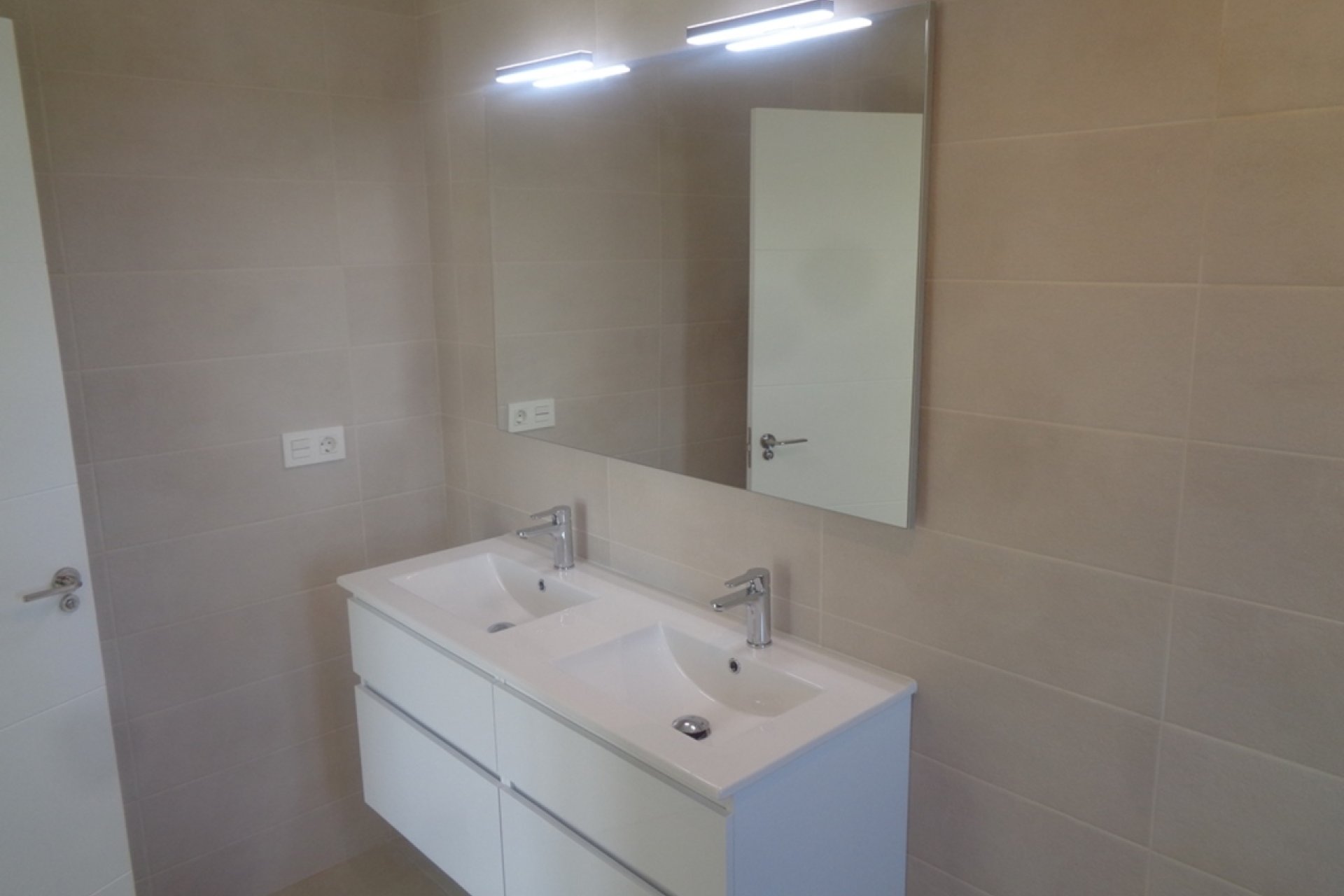 Obra nueva - Villa - Pinoso