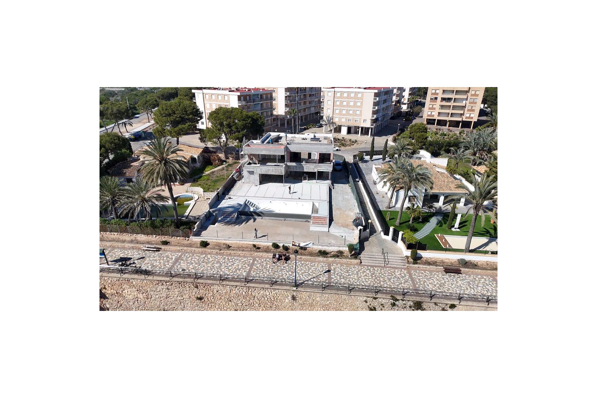 Obra nueva - Villa - Punta Prima