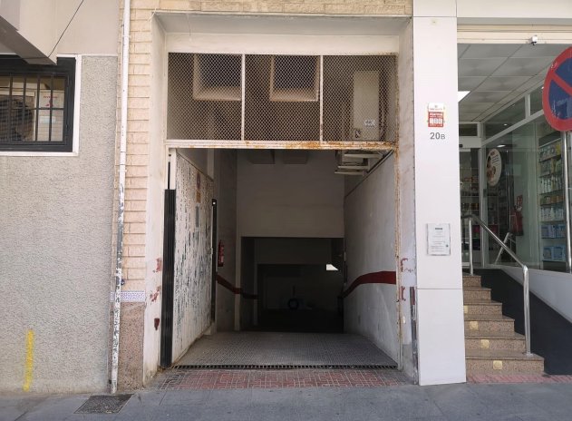 Parkeerplaats / Garage - Herverkoop - Torrevieja - Torrevieja