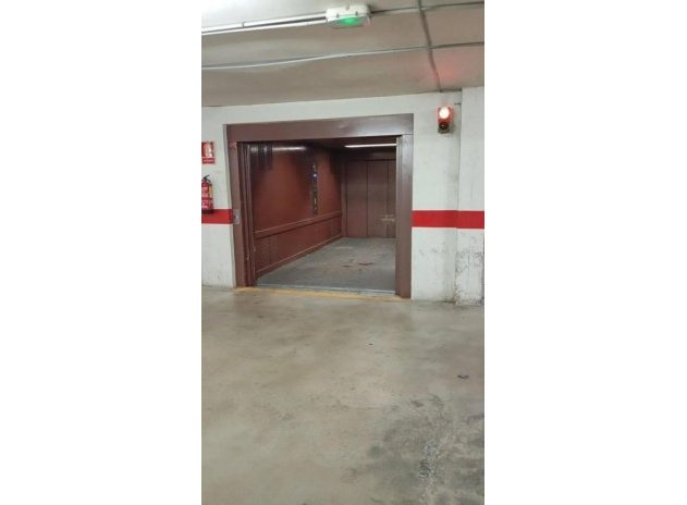 Parkeerplaats / Garage - Herverkoop - Torrevieja - Torrevieja