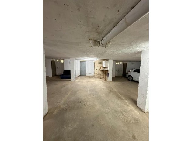 Parkplatz / Garage - Wiederverkauf - Torrevieja - Playa del Cura