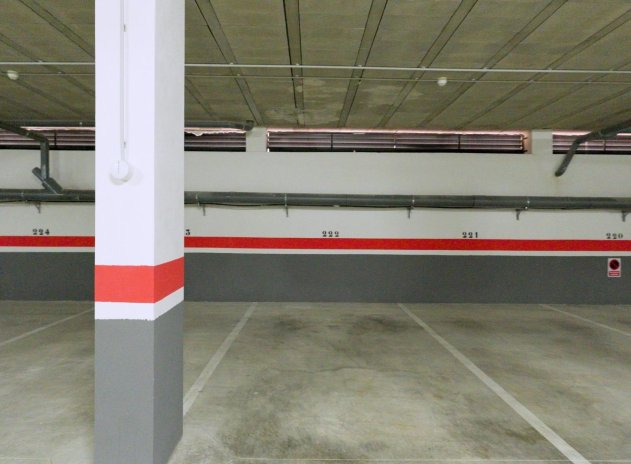 Parkplatz / Garage - Wiederverkauf - Torrevieja - Torrevieja