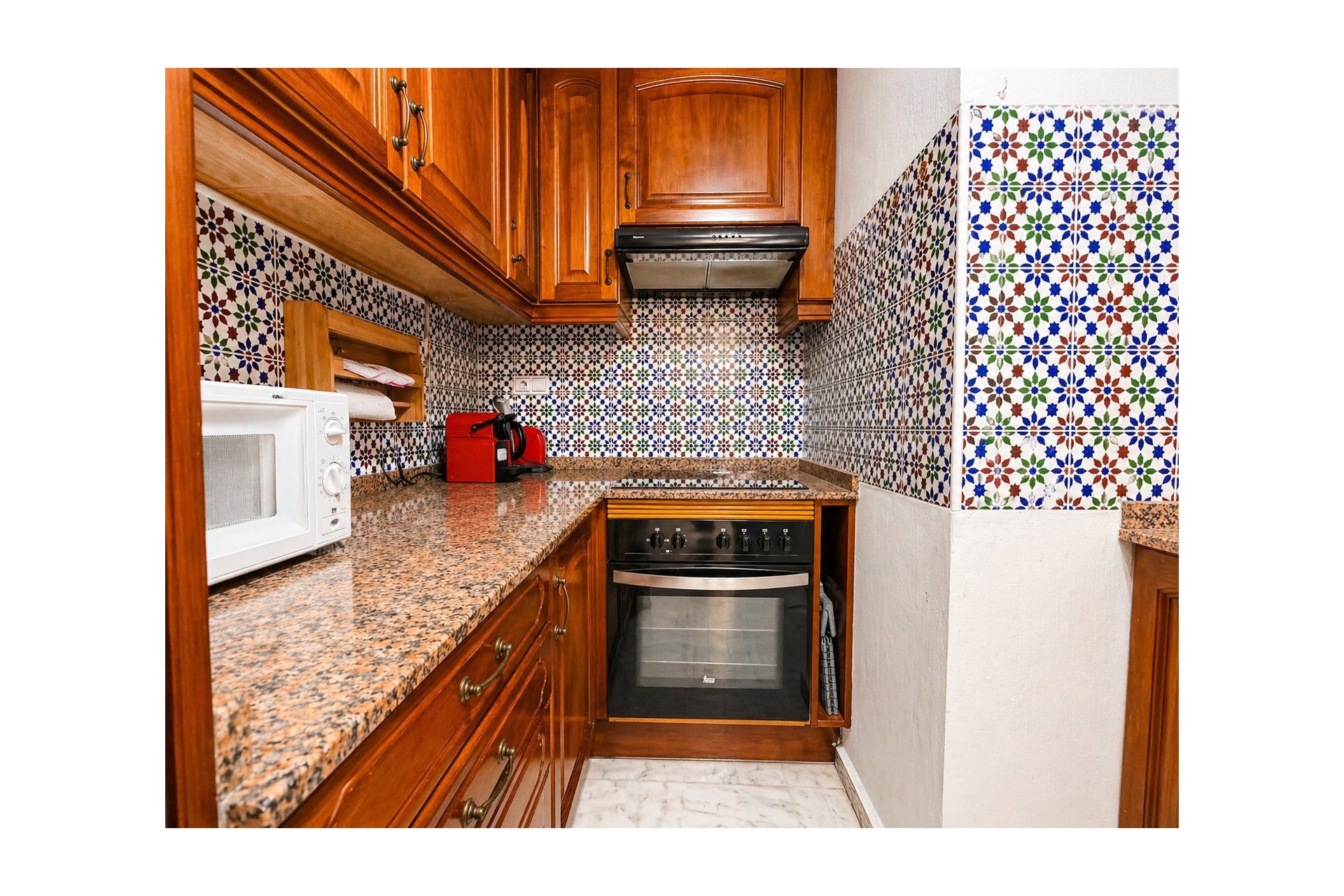Resale - Apartament / Duplex - Torrevieja * - Playa de los Locos *