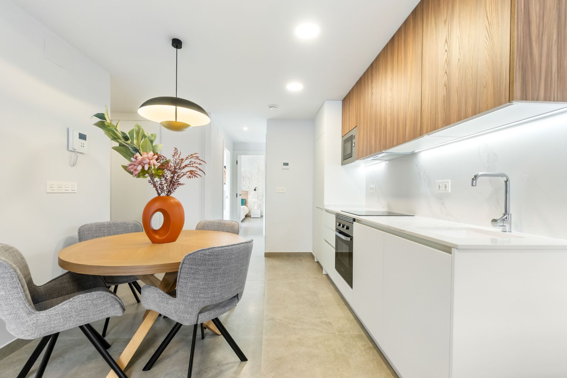 Resale - Apartament / Duplex - Torrevieja * - Playa del Cura *