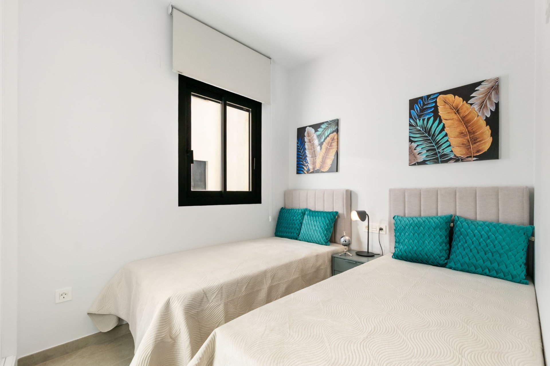 Resale - Apartament / Duplex - Torrevieja * - Playa del Cura *