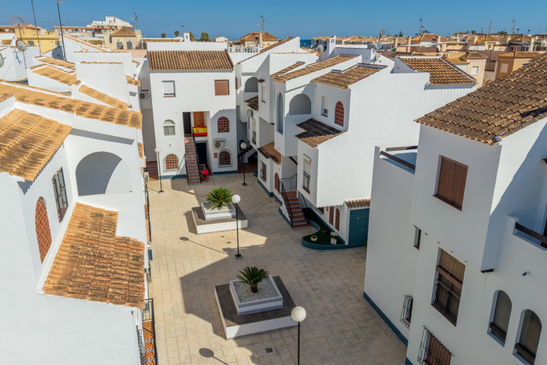 Resale - Apartment / Duplex - Torrevieja * - Acequion *