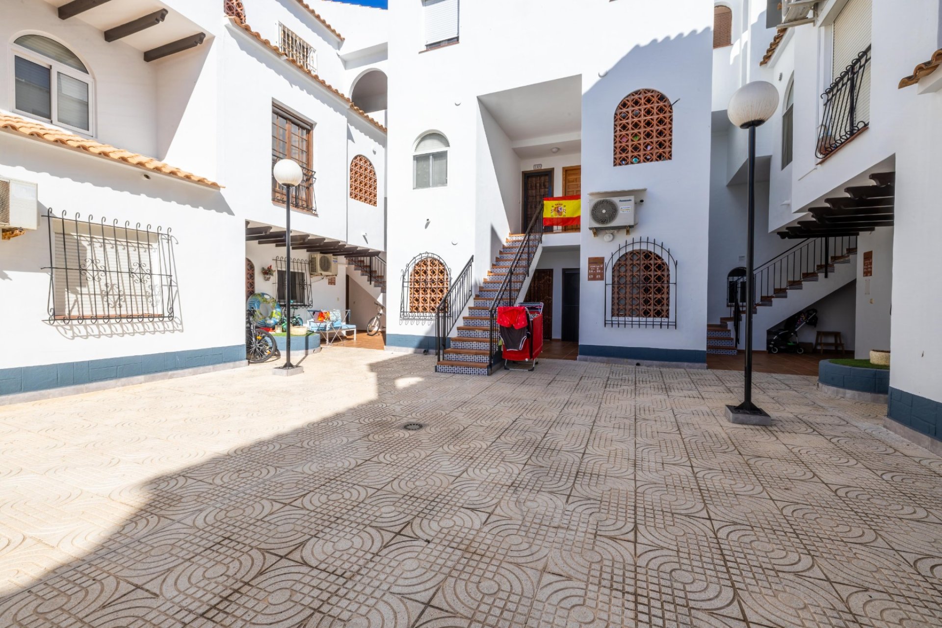 Resale - Apartment / Duplex - Torrevieja * - Acequion *