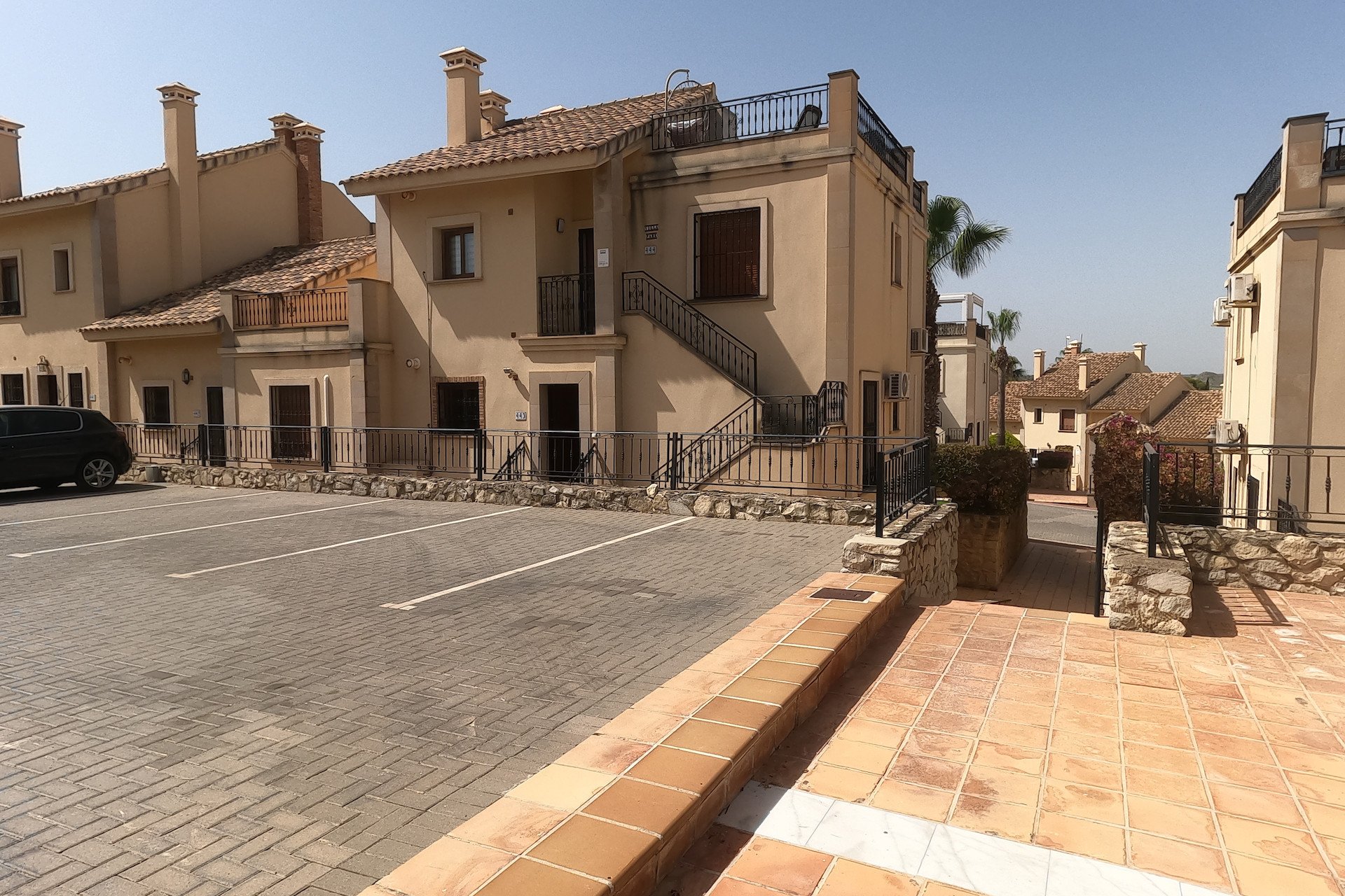 Resale - Apartment / Flat * - Algorfa * - La Finca Golf *