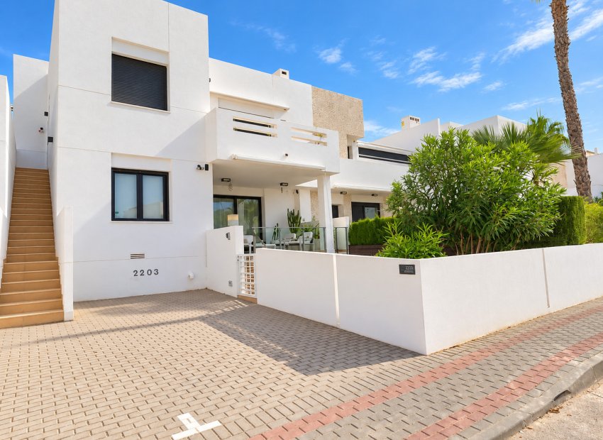 Resale - Apartment / Flat * - Algorfa * - La Finca Golf *