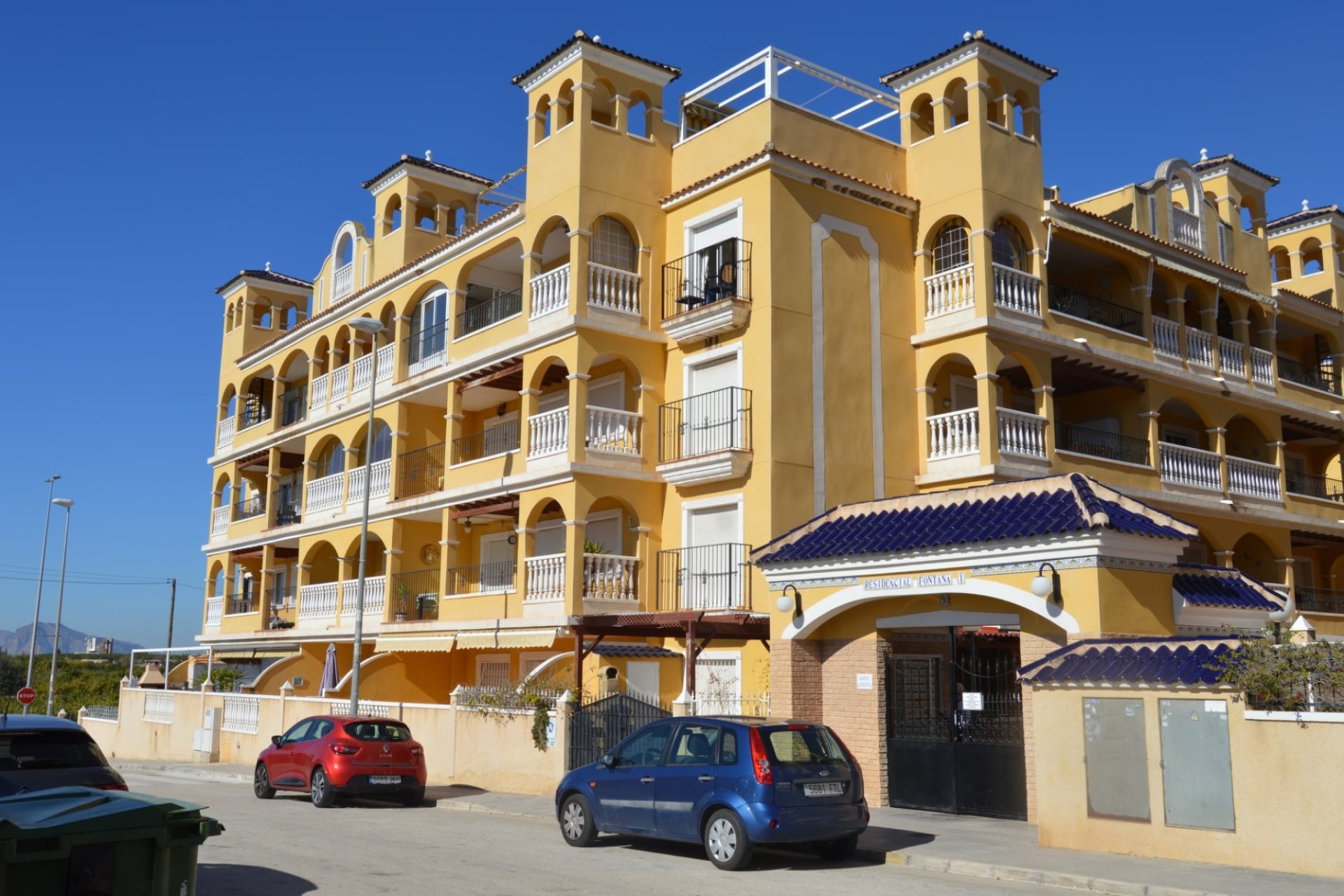 Resale - Apartment / Flat * - Algorfa *