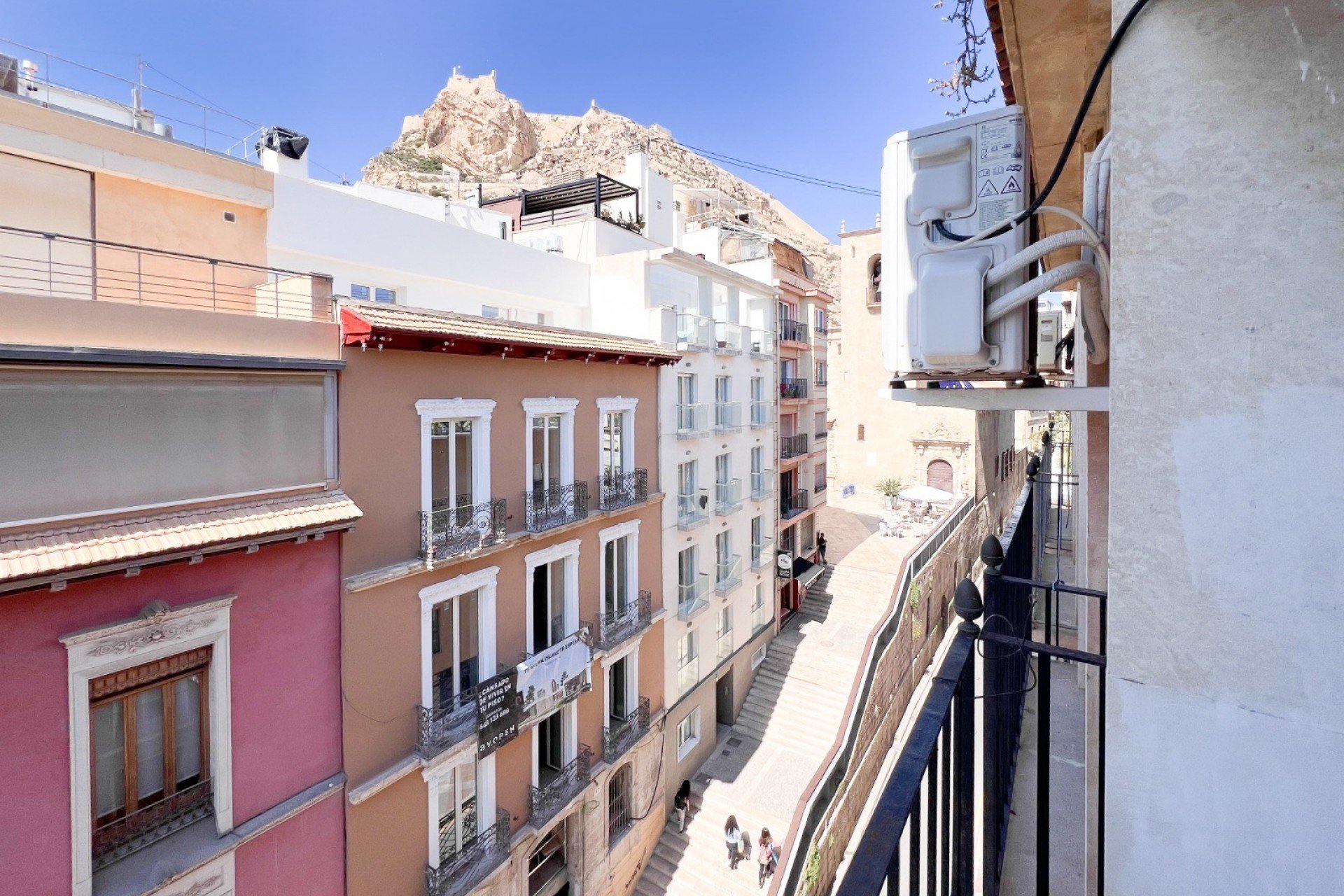 Resale - Apartment / Flat * - Alicante - Alicante - City *