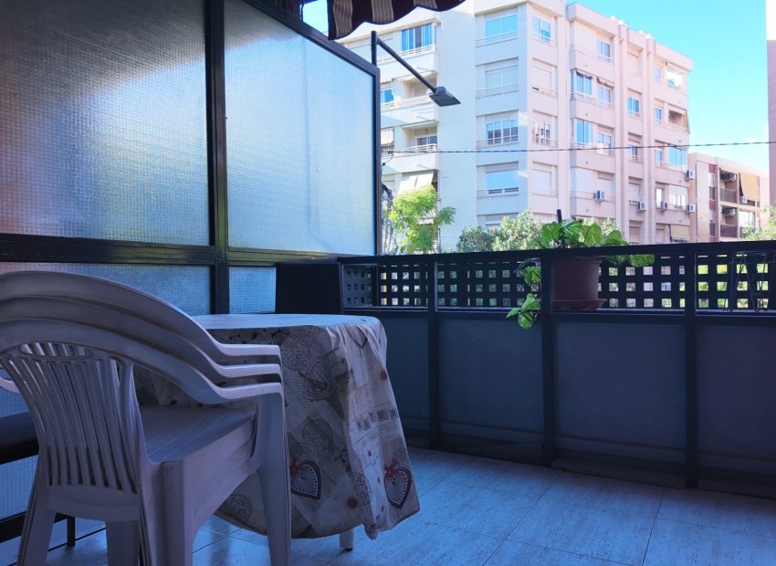 Resale - Apartment / Flat * - Alicante * - Alicante - City *