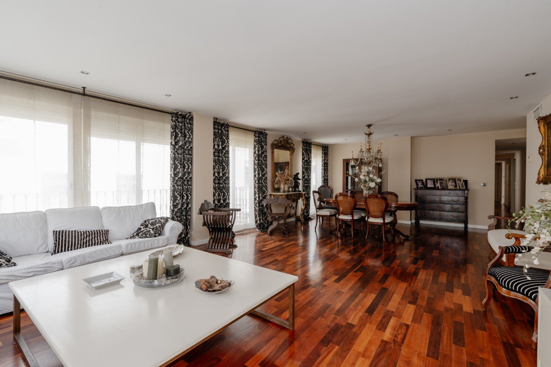 Resale - Apartment / flat - Alicante - Center