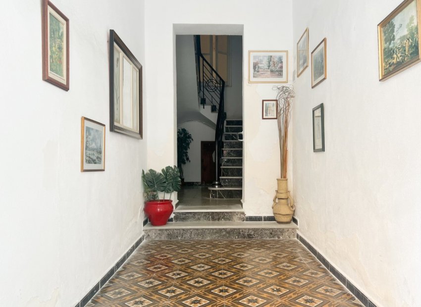 Resale - Apartment / flat - Alicante - Center