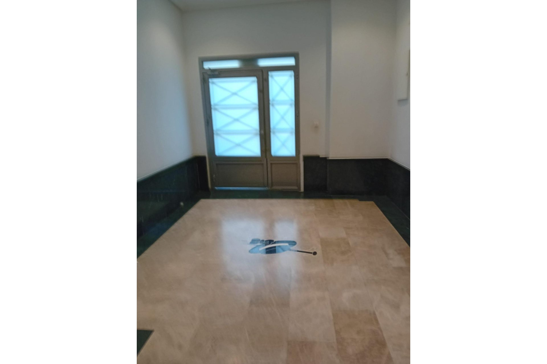 Resale - Apartment / flat - Almoradí - Center