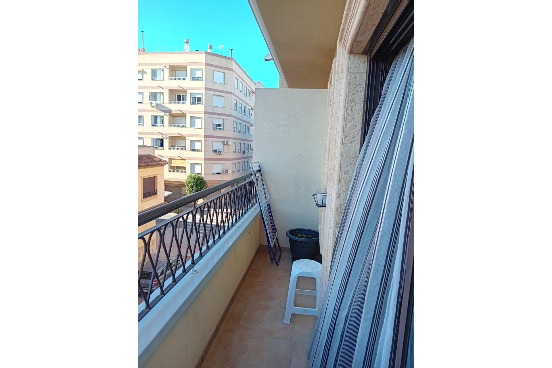 Resale - Apartment / flat - Almoradí - Center