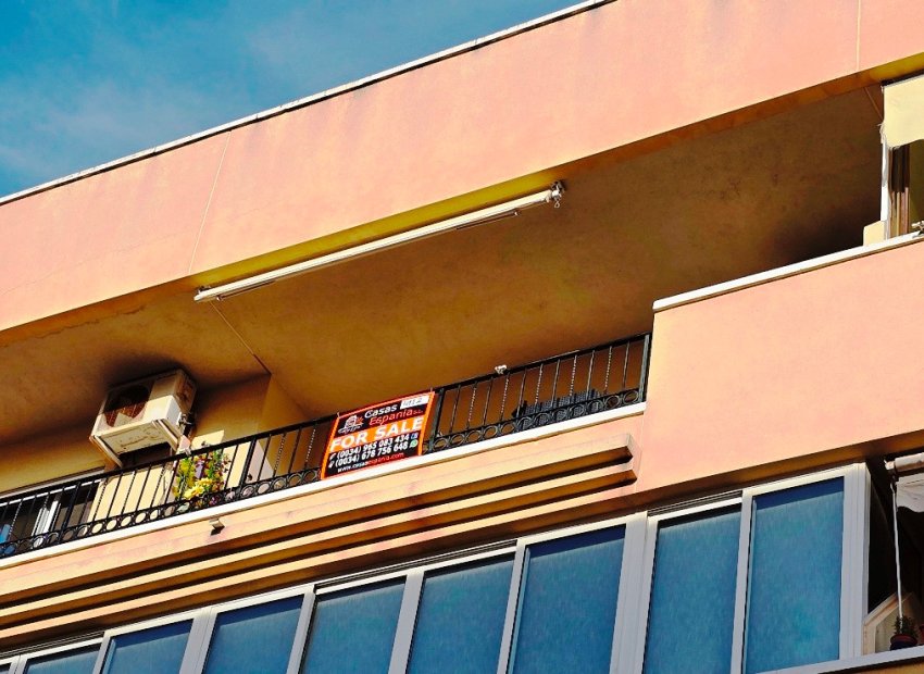 Resale - Apartment / Flat * - Almoradi