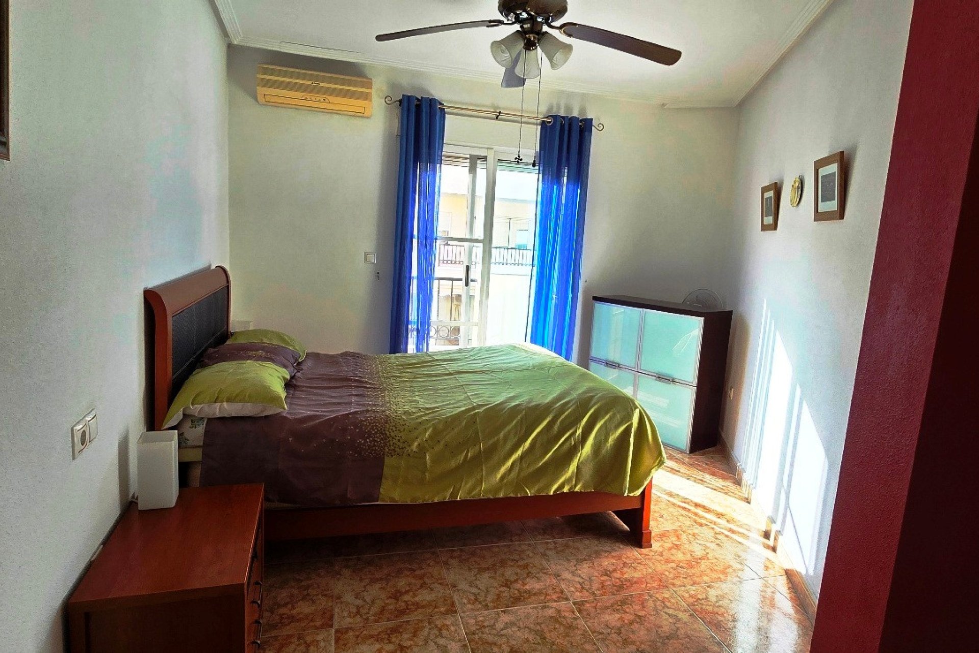 Resale - Apartment / Flat * - Almoradi