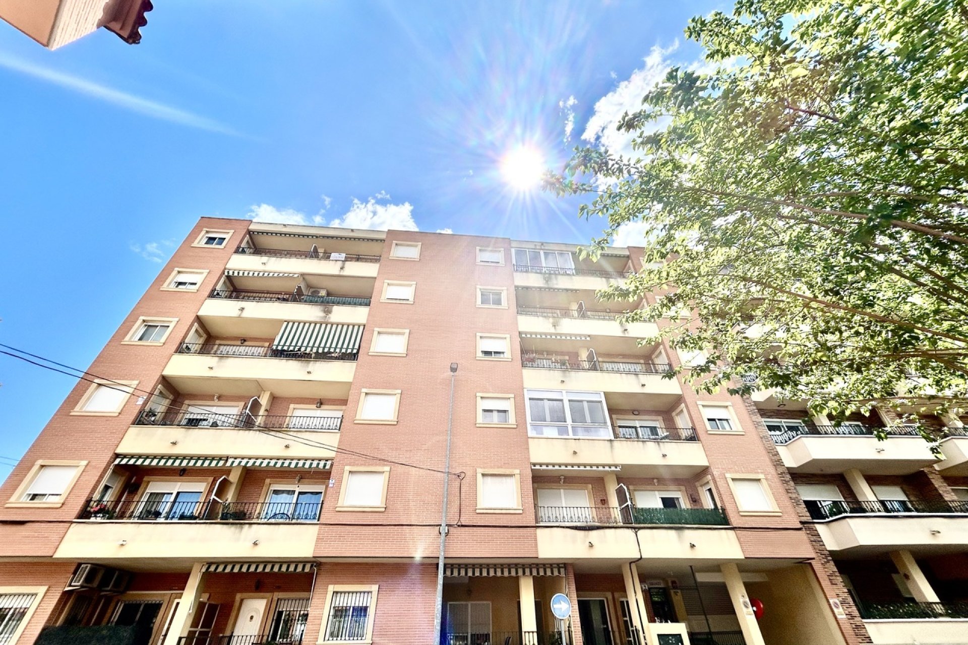 Resale - Apartment / Flat * - Almoradí *