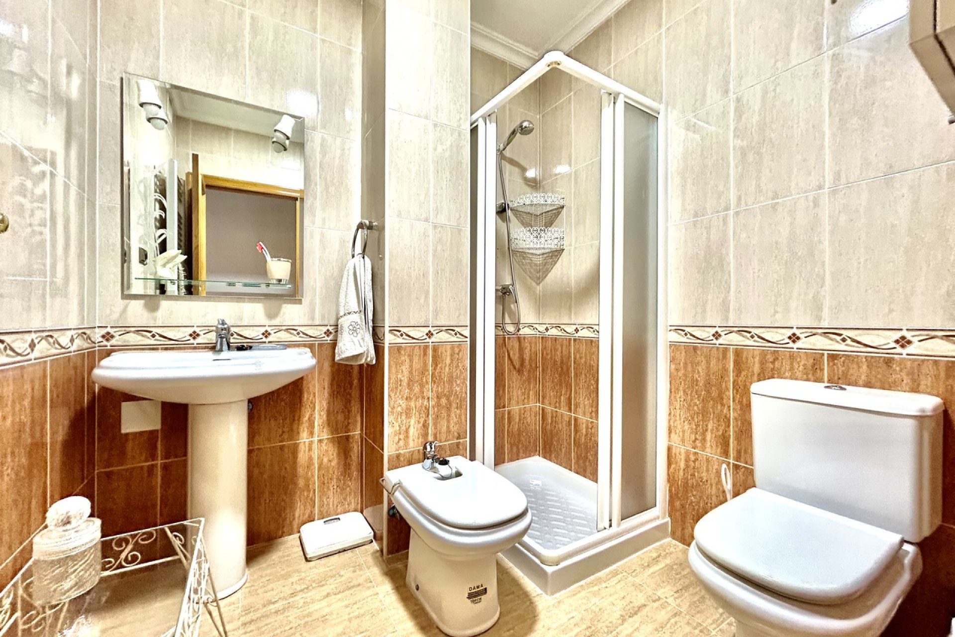 Resale - Apartment / Flat * - Almoradí *