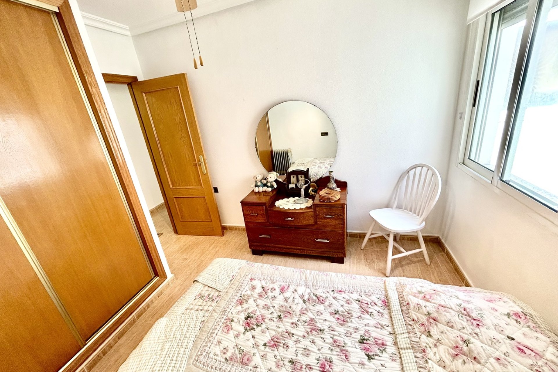 Resale - Apartment / Flat * - Almoradí *