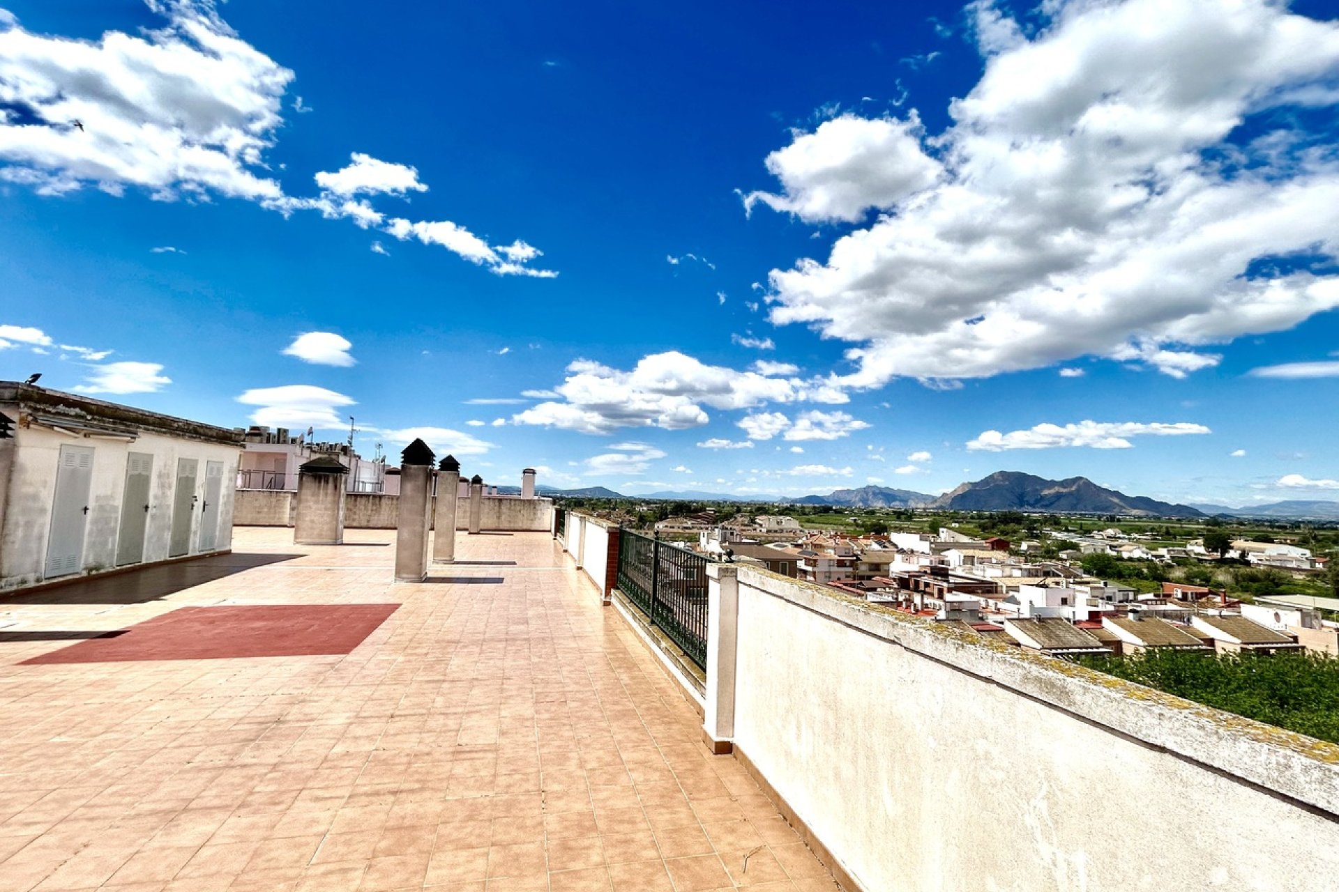 Resale - Apartment / Flat * - Almoradí *