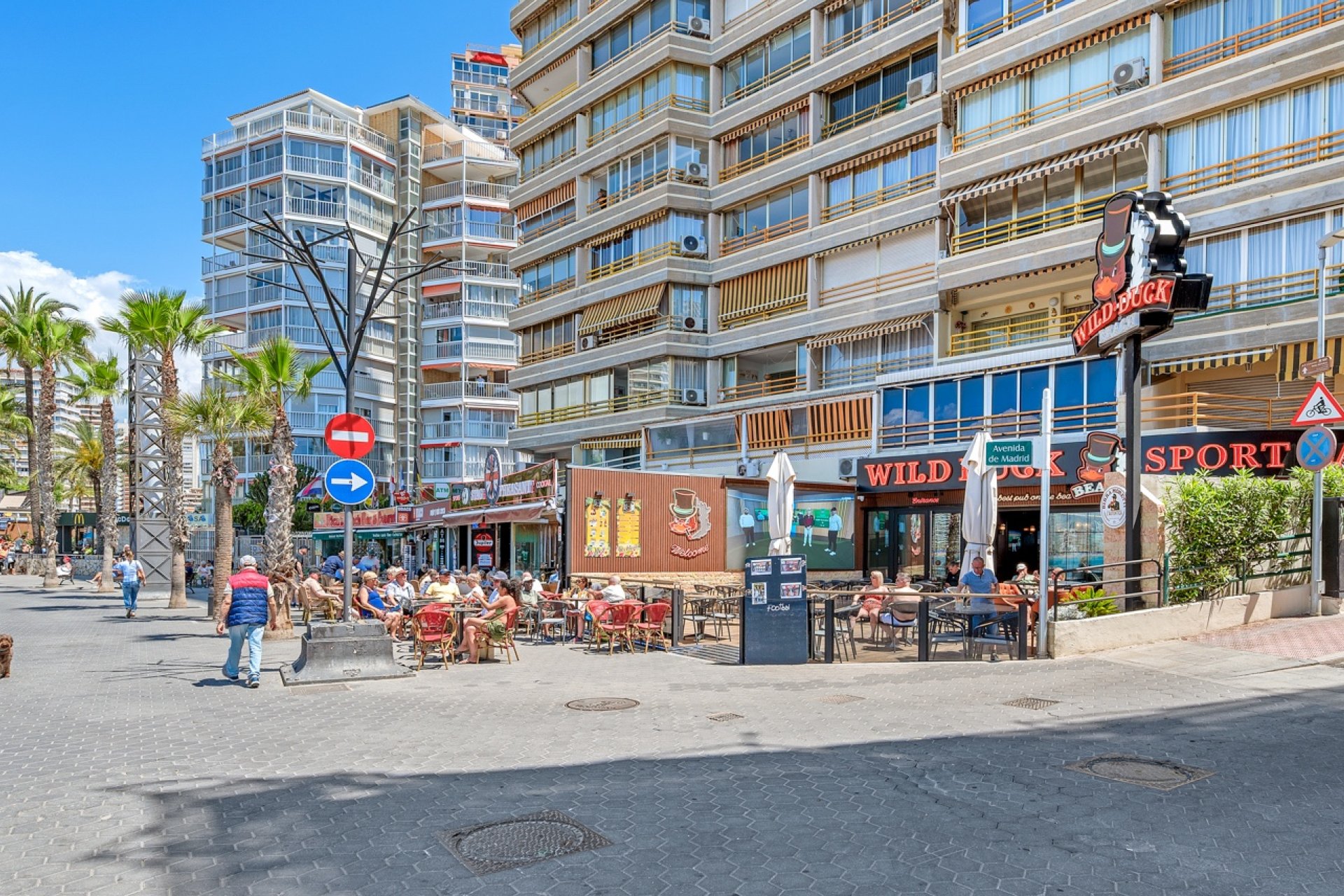 Resale - Apartment / Flat * - Benidorm *