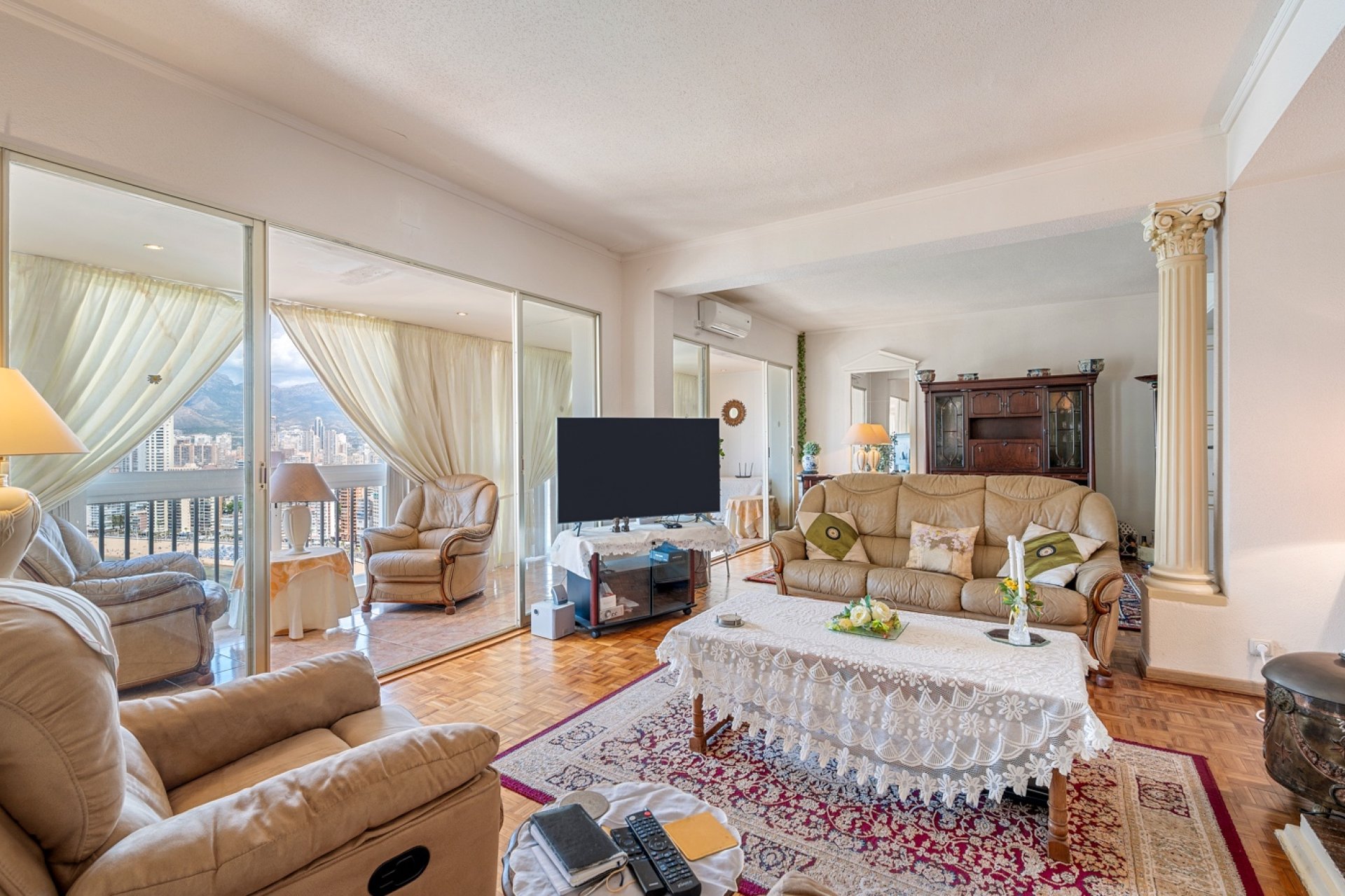 Resale - Apartment / Flat * - Benidorm *