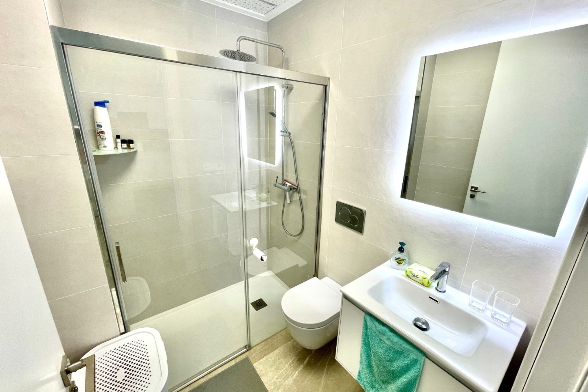 Resale - Apartment / Flat * - Benijofar *