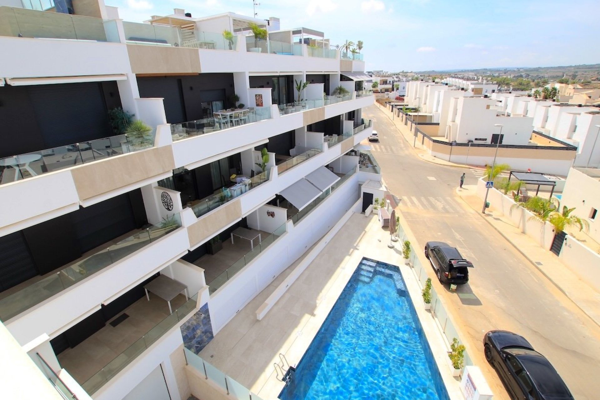 Resale - Apartment / Flat * - Benijofar *