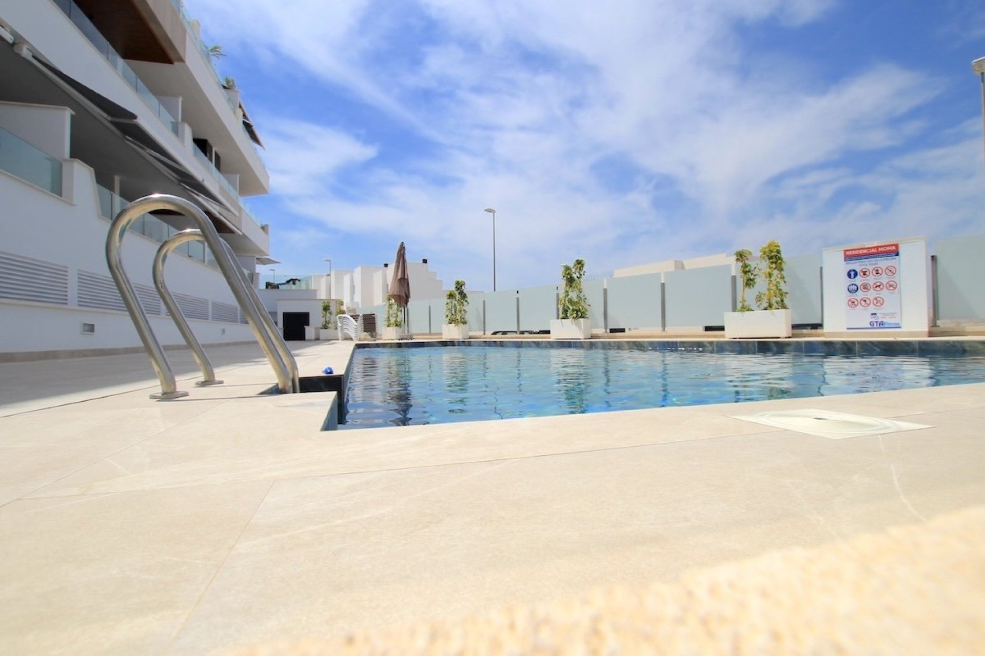 Resale - Apartment / Flat * - Benijofar *