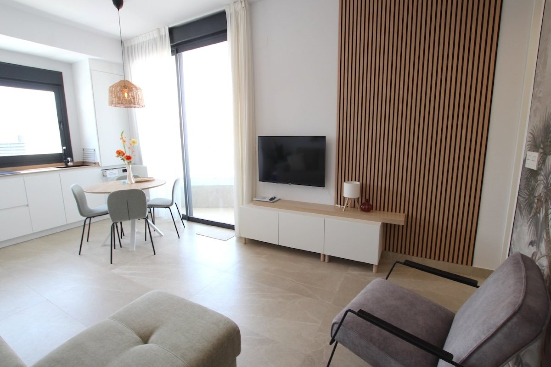 Resale - Apartment / Flat * - Benijofar *