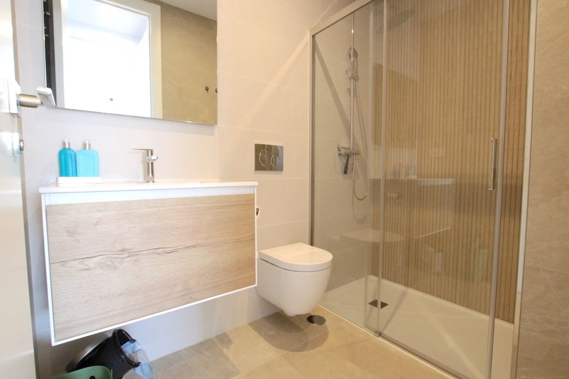 Resale - Apartment / Flat * - Benijofar *
