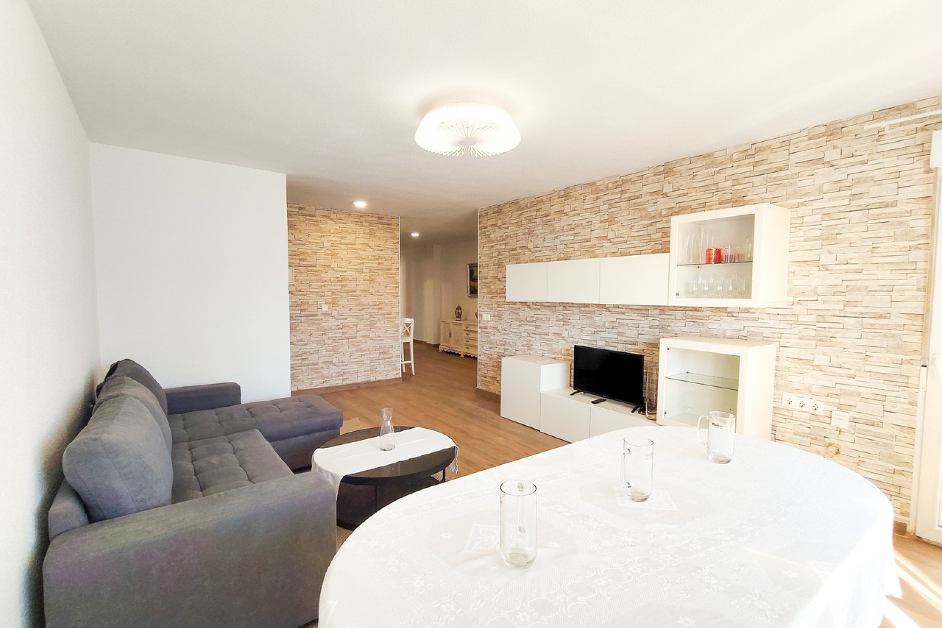 Resale - Apartment / Flat * - Benijofar *