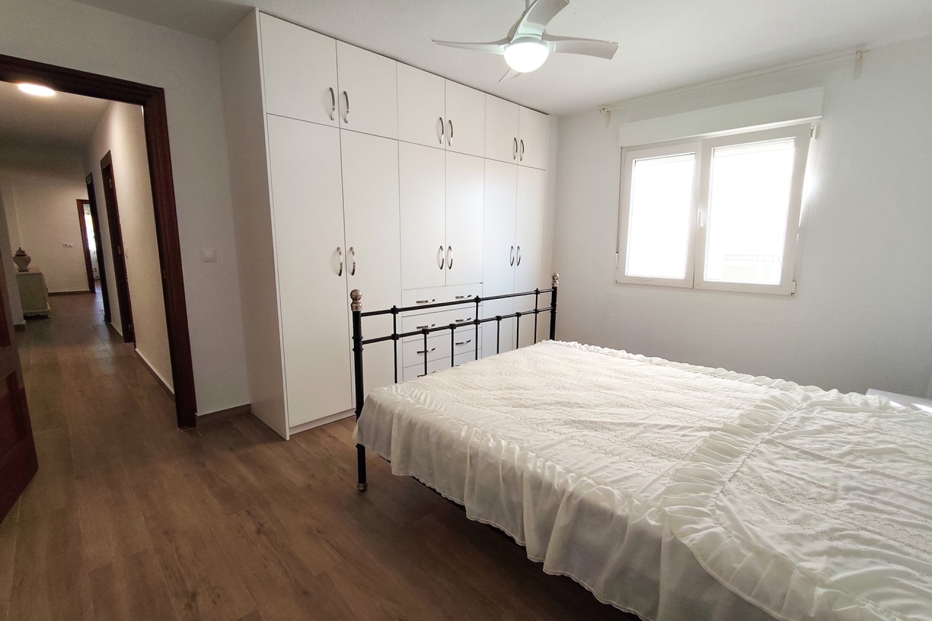 Resale - Apartment / Flat * - Benijofar *