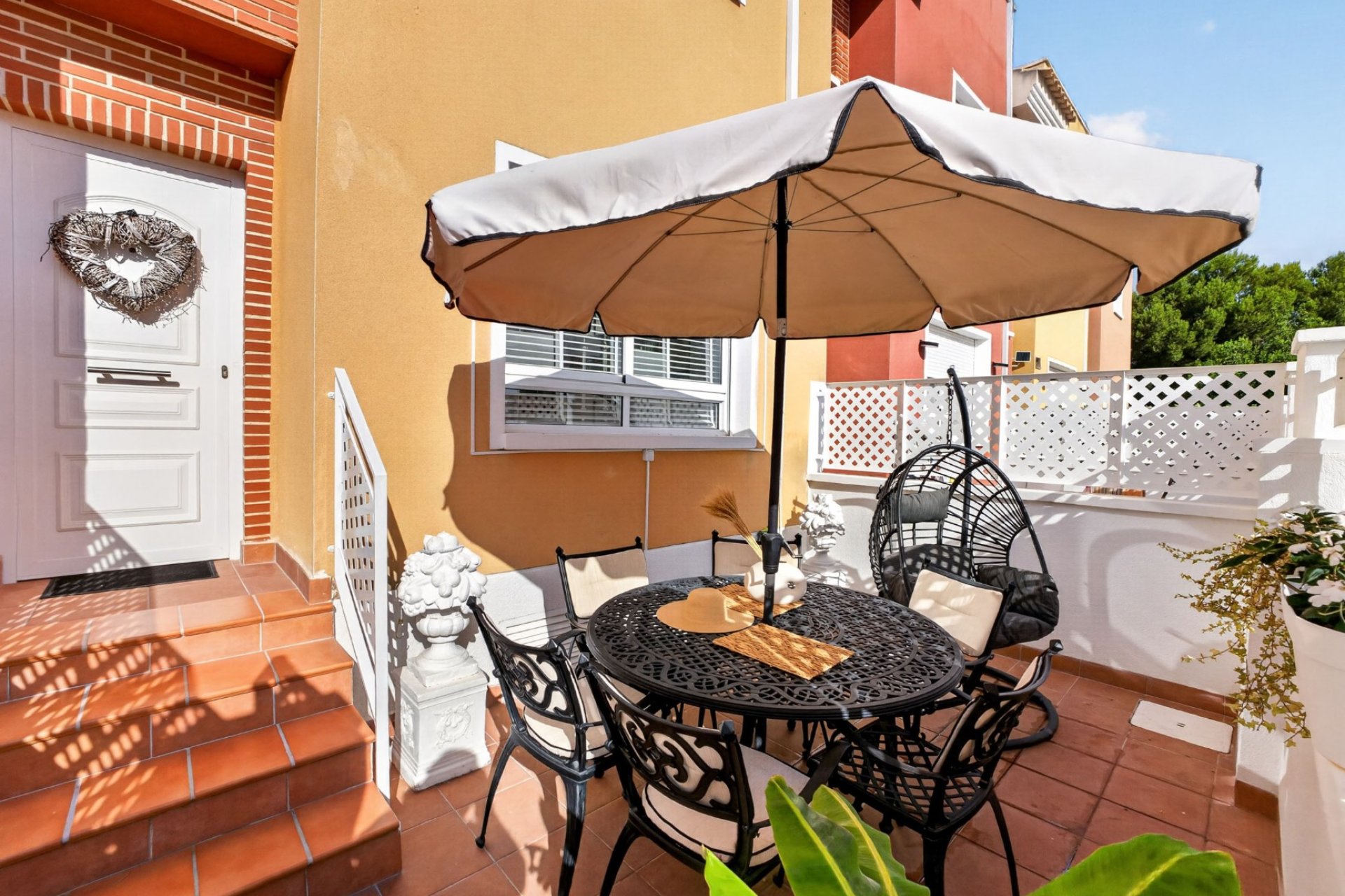 Resale - Apartment / Flat * - Bigastro *