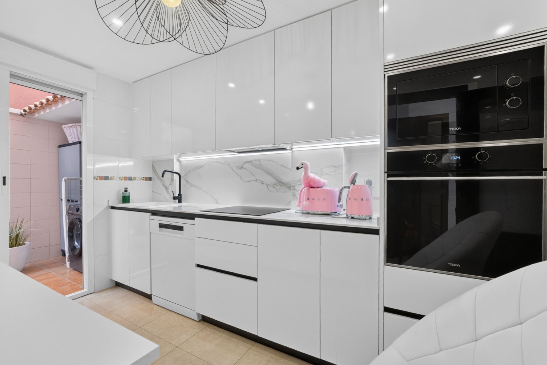 Resale - Apartment / Flat * - Bigastro *