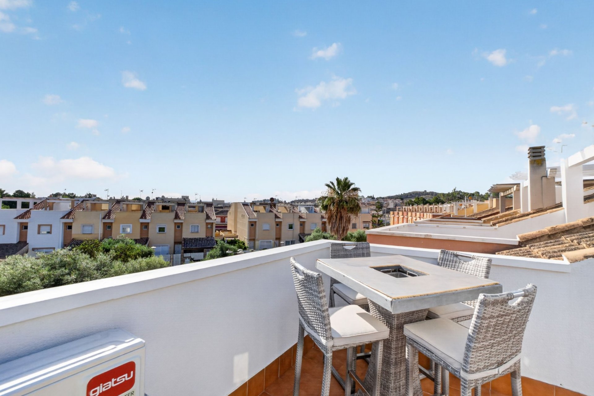 Resale - Apartment / Flat * - Bigastro *