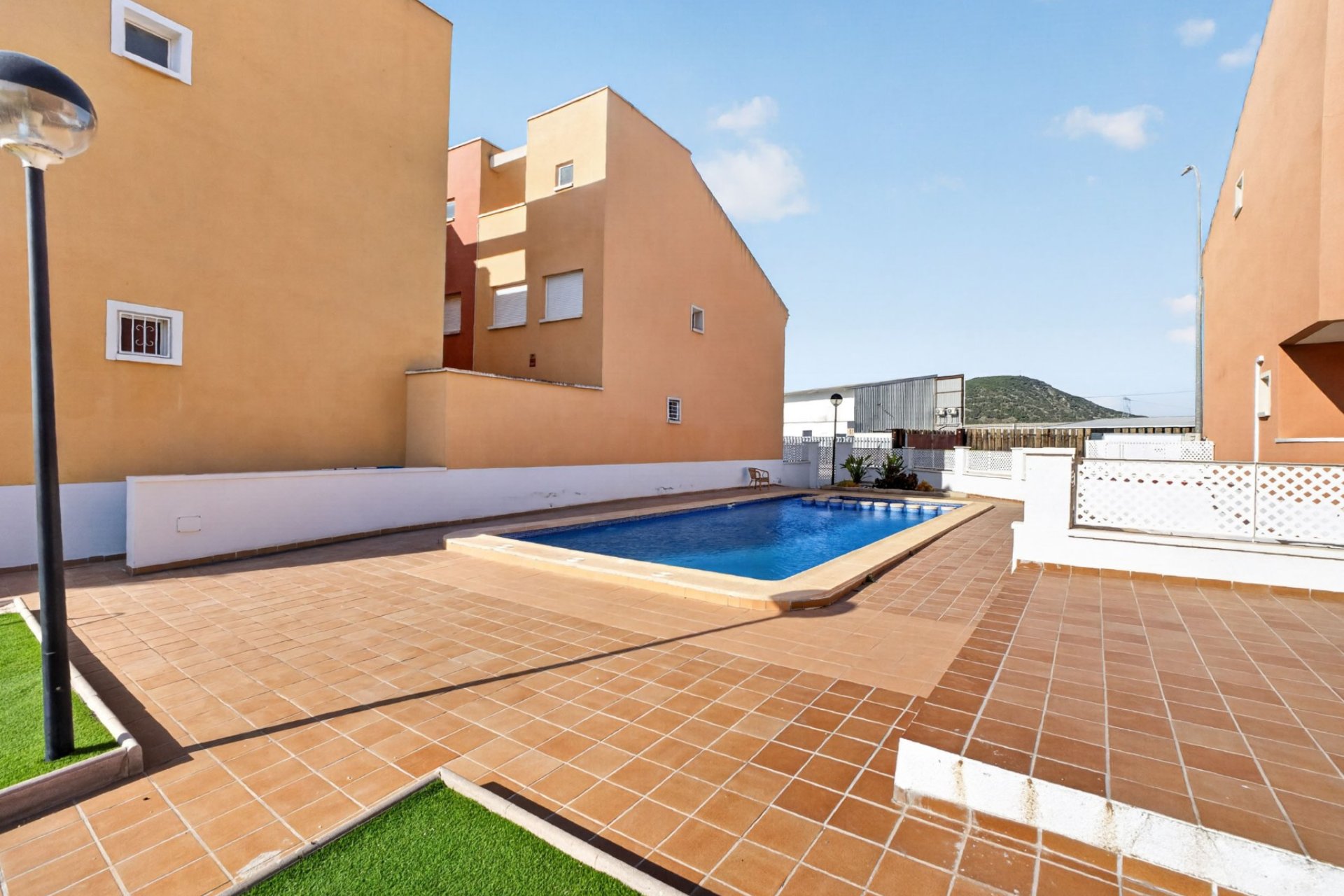 Resale - Apartment / Flat * - Bigastro *
