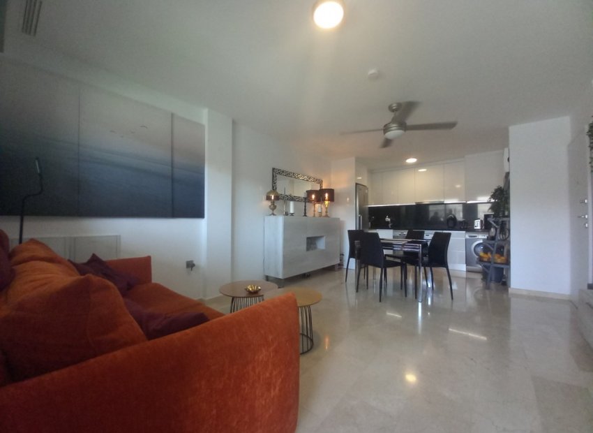 Resale - Apartment / flat - Campoamor