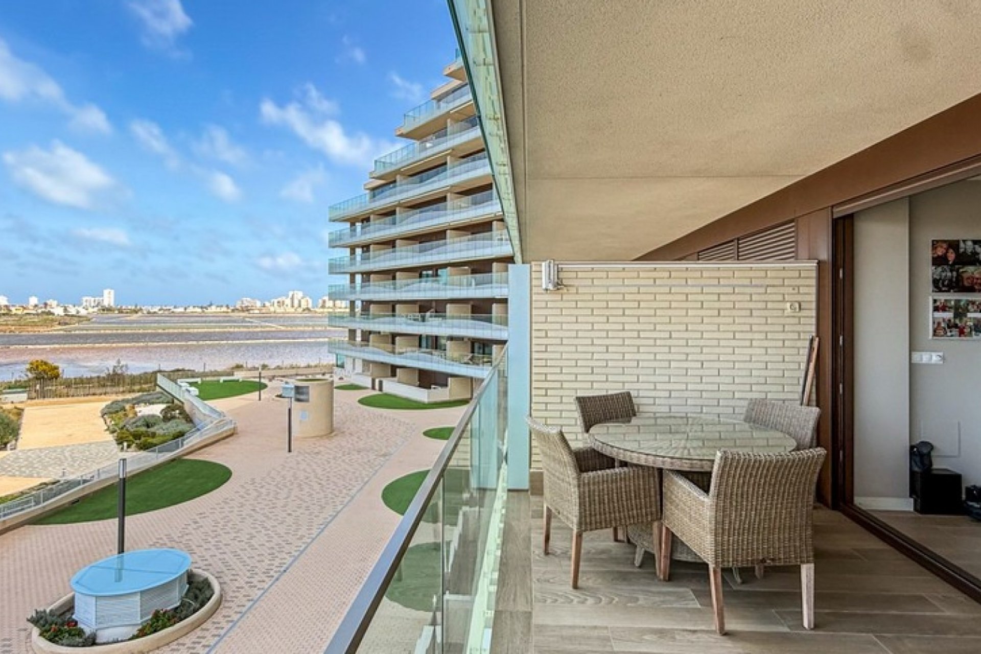 Resale - Apartment / Flat * - Cartagena * - Playa Honda *
