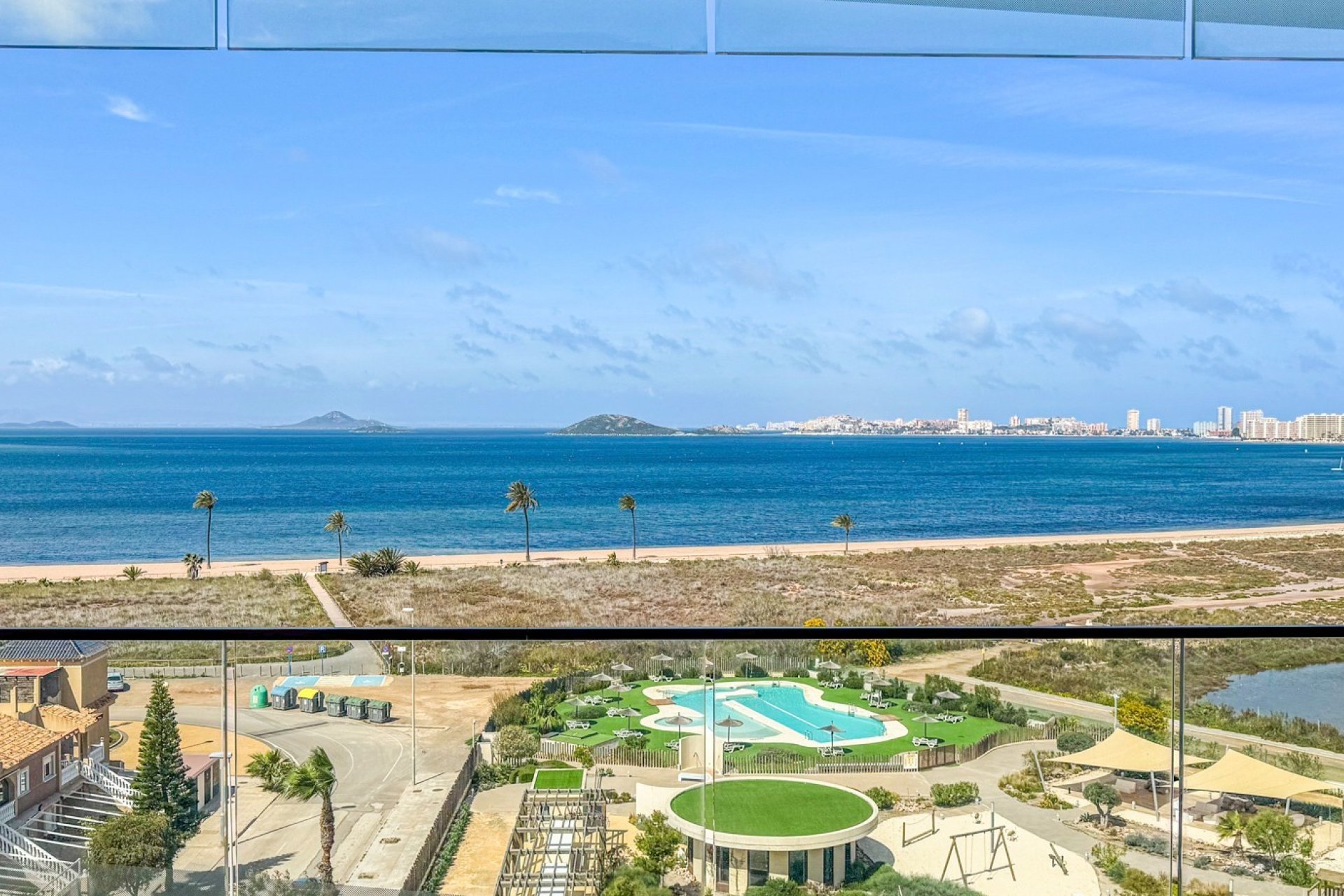 Resale - Apartment / Flat * - Cartagena * - Playa Honda *