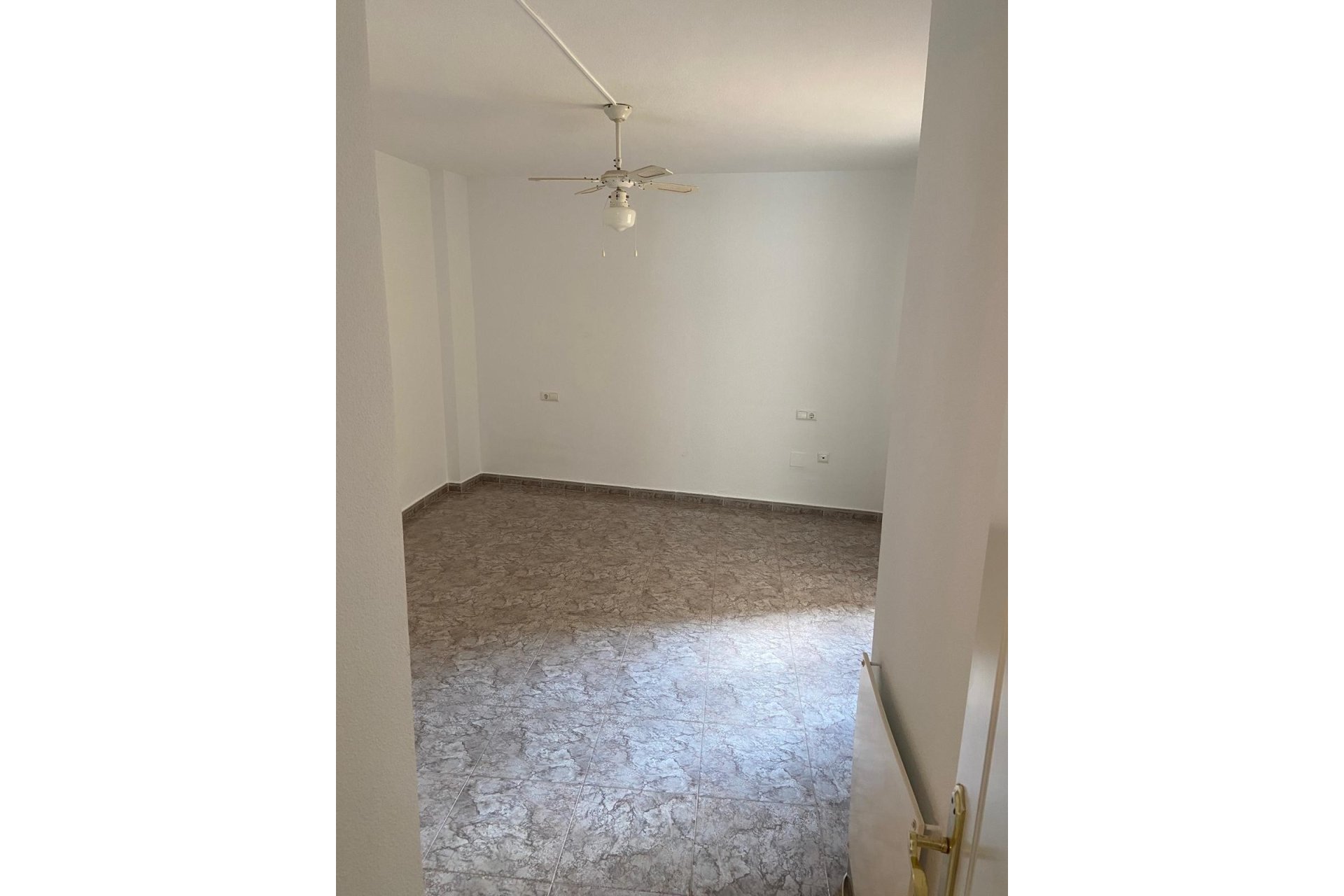 Resale - Apartment / flat - Catral