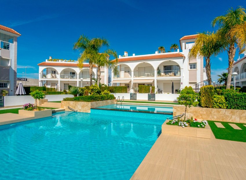 Resale - Apartment / Flat * - Ciudad Quesada - Doña Pepa *