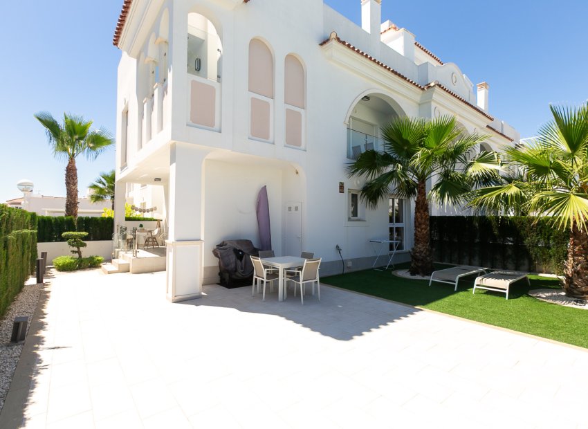Resale - Apartment / Flat * - Ciudad Quesada * - Doña Pepa *