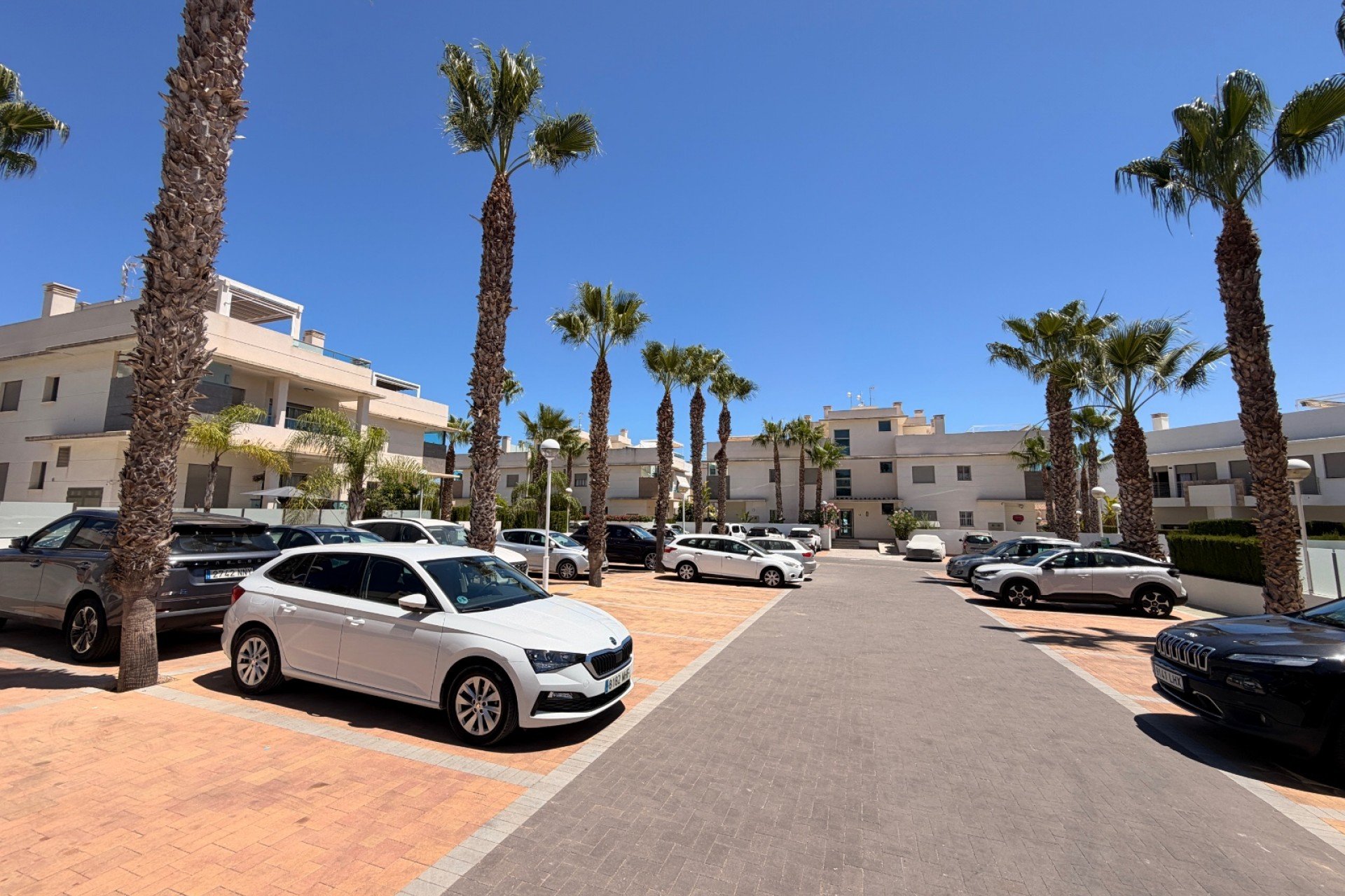 Resale - Apartment / Flat * - Ciudad Quesada * - Doña Pepa *